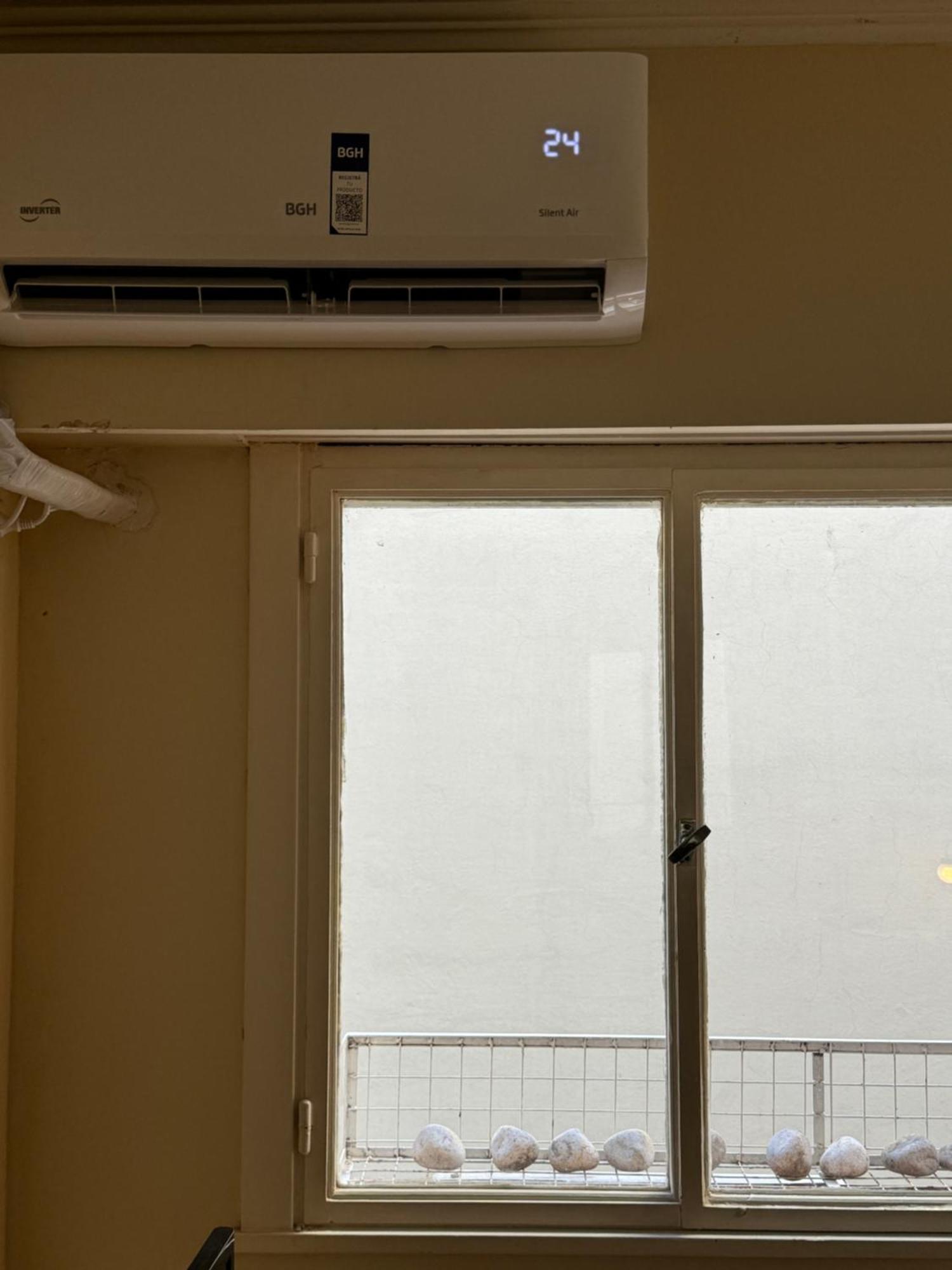 Azcuenagahome Silencioso Y Luminoso Piso Alto De 45M2 , Con La Mejor Ubicacion, Nuestros Huespedes Nos Avalan Con Sus Comentarios, Bilingual Staff Buenos Aires Dış mekan fotoğraf